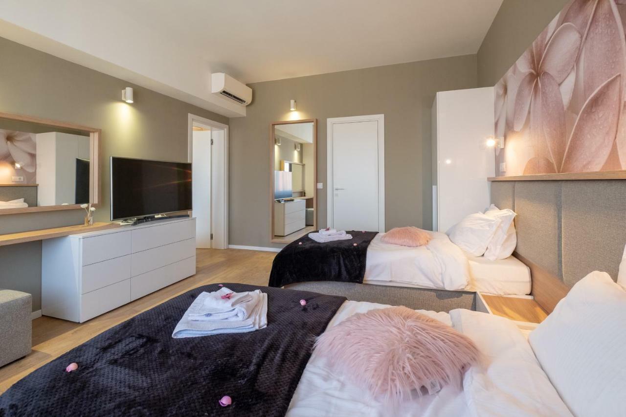 Apartamento Vitosha Blvd Luxury 2-bedroom, 2-bathroom With Balcony