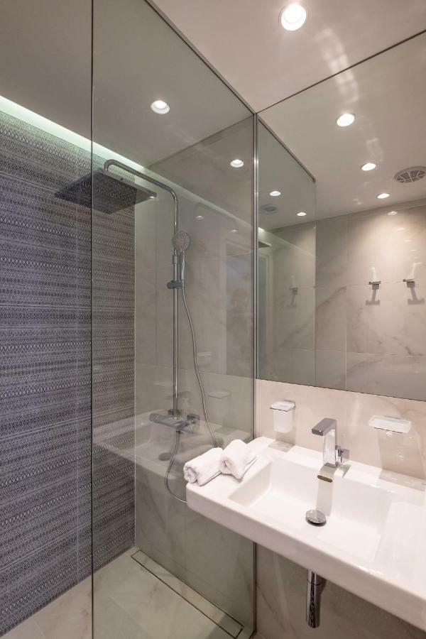 Vitosha Blvd Luxury 2-bedroom, 2-bathroom With Balcony