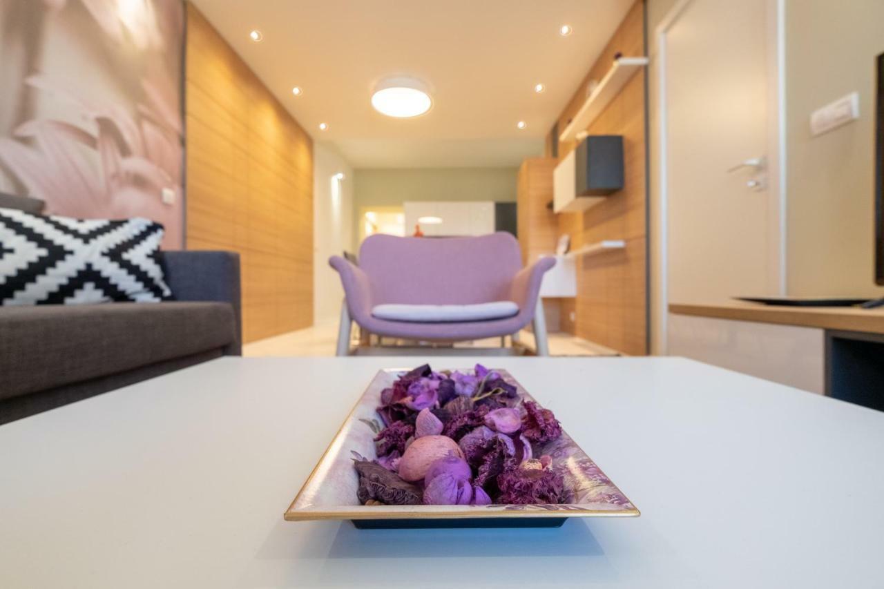 Vitosha Blvd Luxury 2-bedroom, 2-bathroom With Balcony