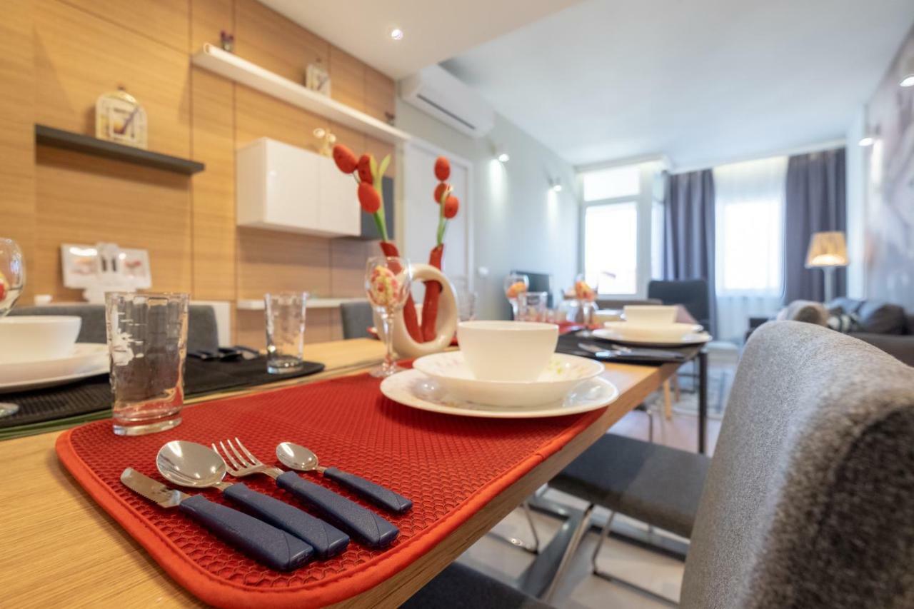 Vitosha Blvd Luxury 2-bedroom, 2-bathroom With Balcony Appartement Sofia