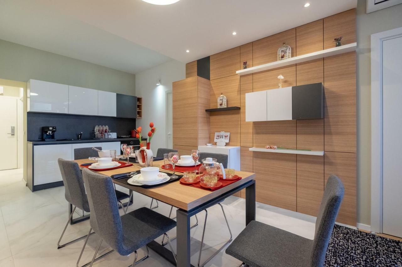 Vitosha Blvd Luxury 2-bedroom, 2-bathroom With Balcony Sofia