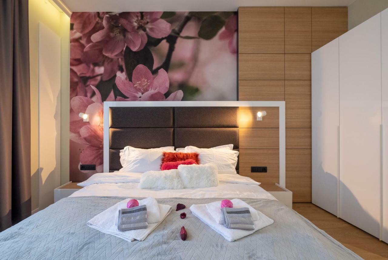 Vitosha Blvd Luxury 2-bedroom, 2-bathroom With Balcony Appartement *