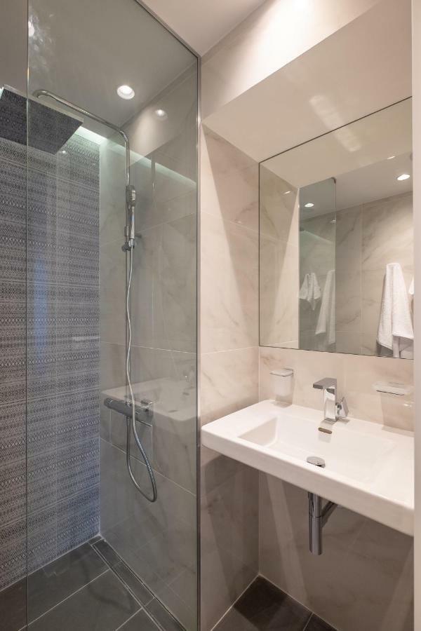 Vitosha Blvd Luxury 2-bedroom, 2-bathroom With Balcony Sofia